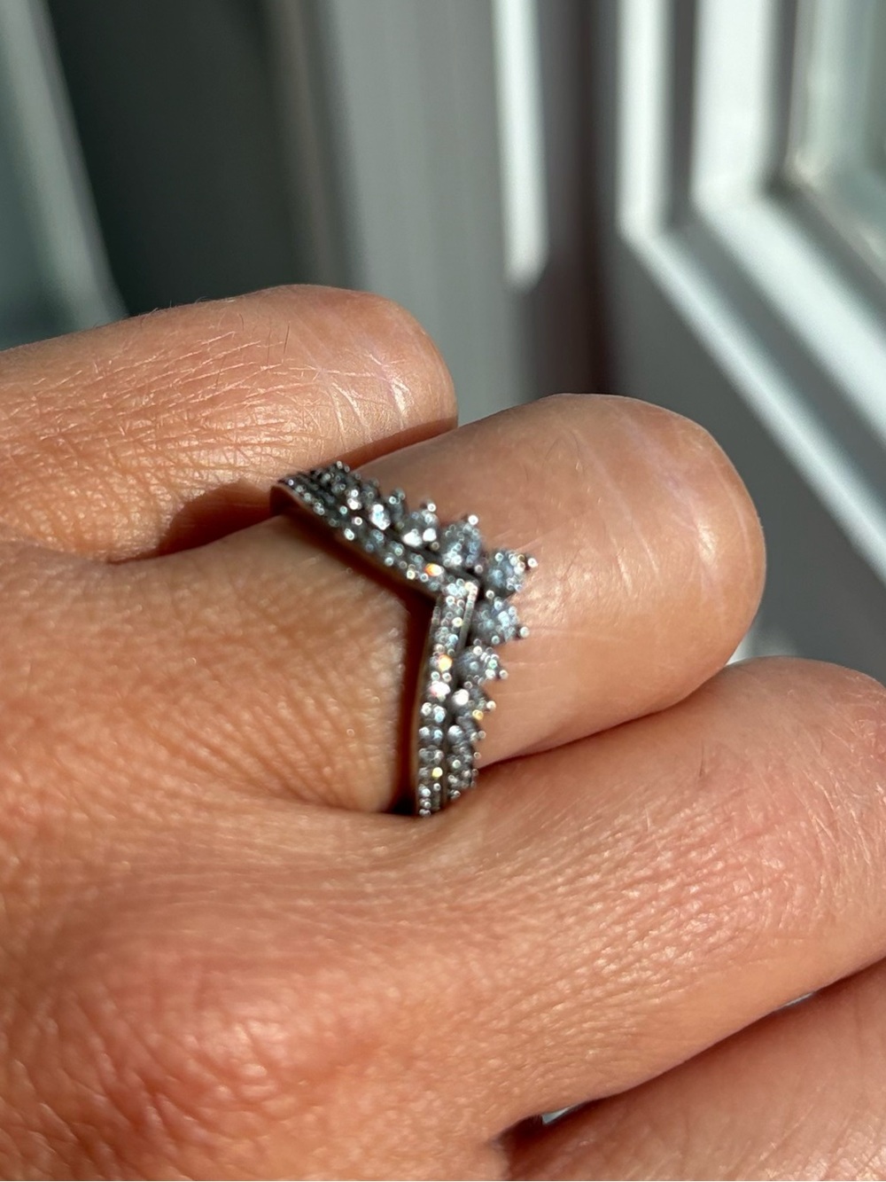 Pandora Sterling Silver Chevron CZ stones Ring - size 6